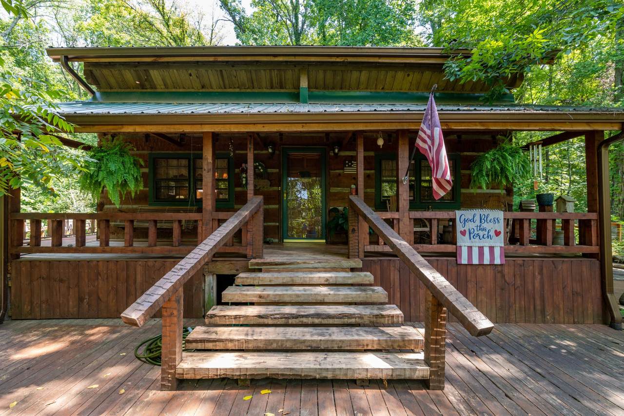 9704 Wilson Dr - Photo 1