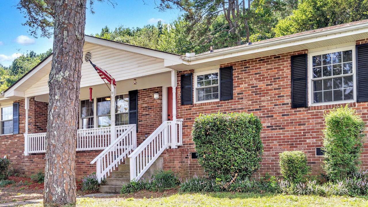 3701 Briarcliff Way - Photo 1