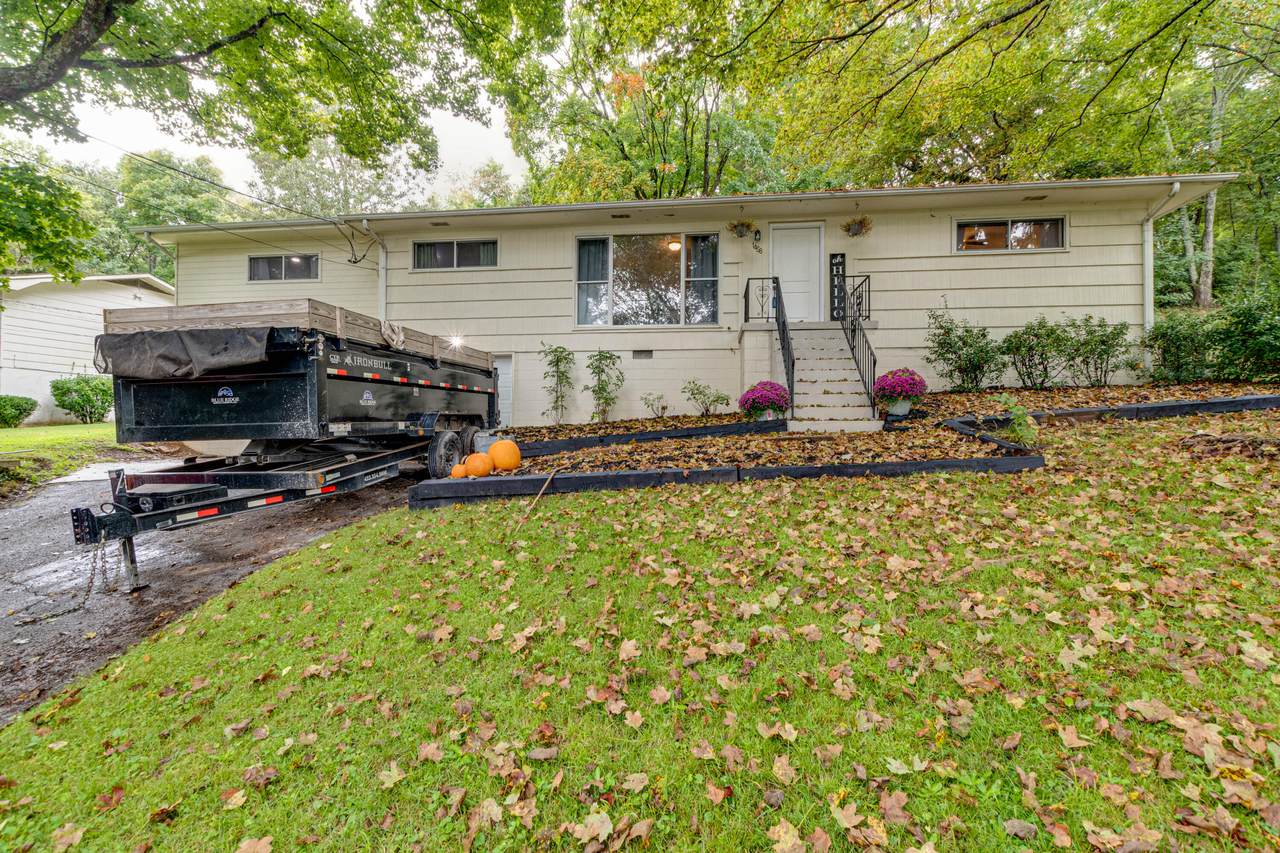 1458 Marijon Dr - Photo 1