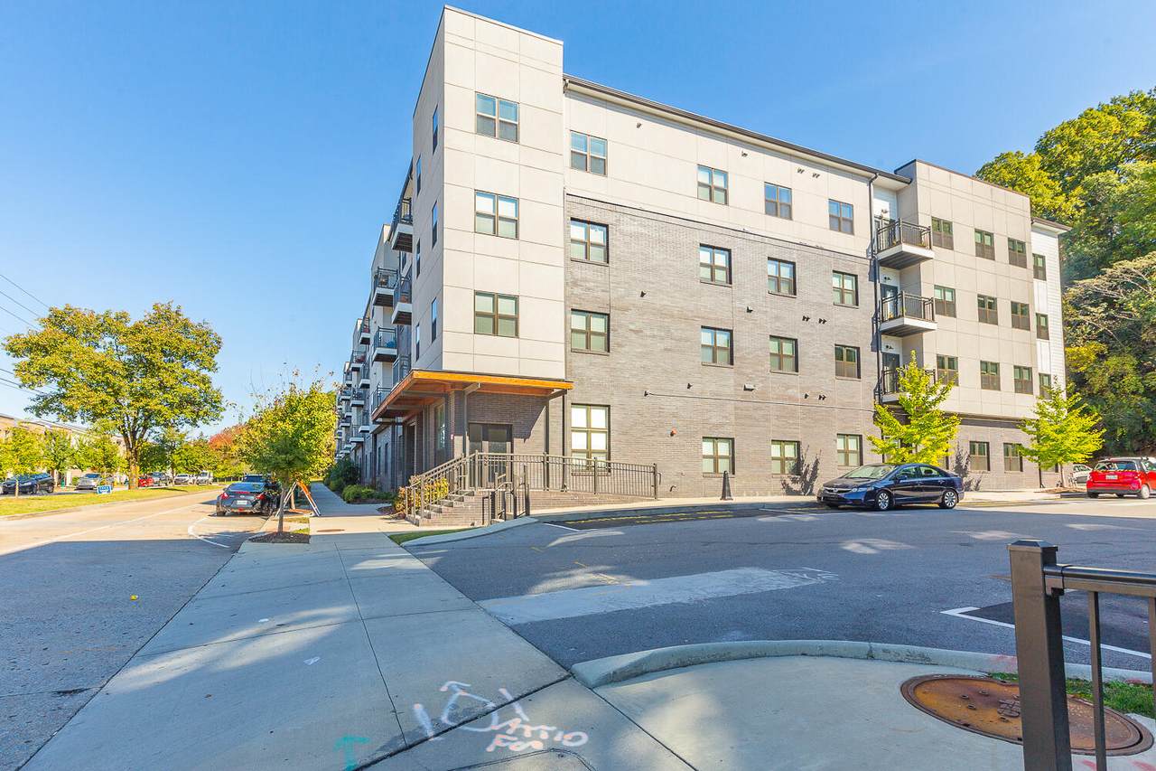 782 Riverfront Pkwy - Photo 1