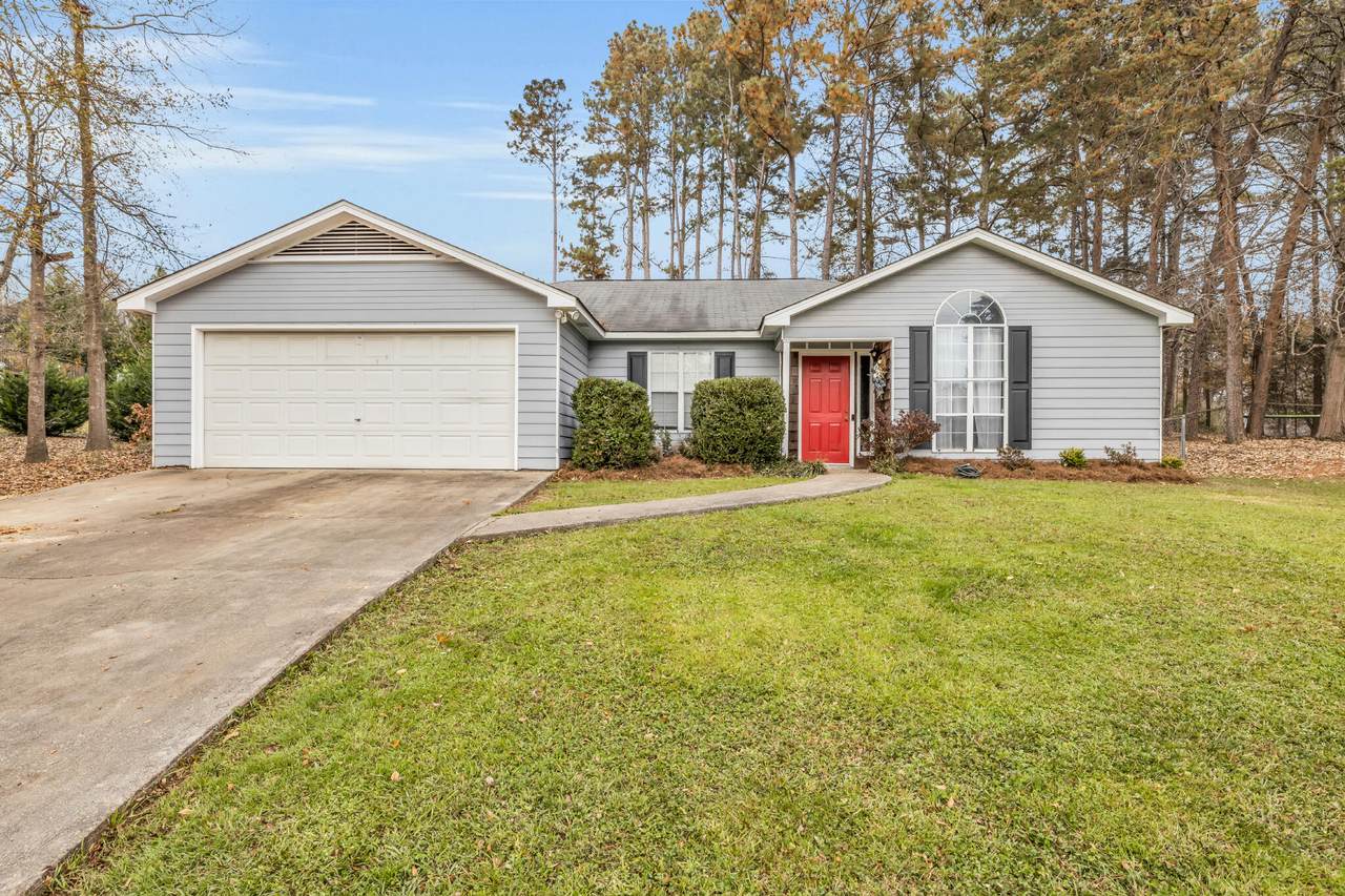 512 Hobart Ln - Photo 1