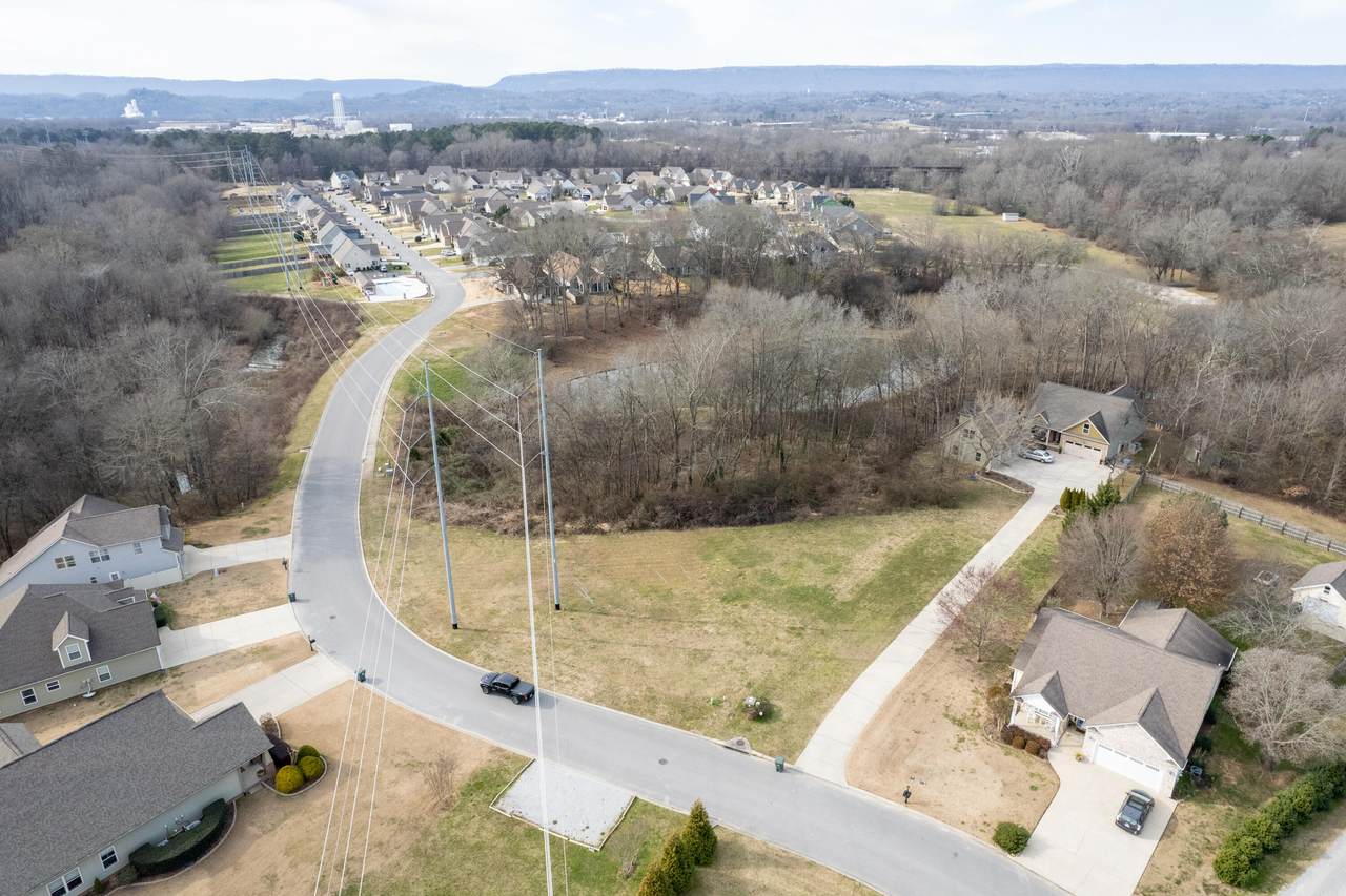 2639 Waterhaven Dr - Photo 1