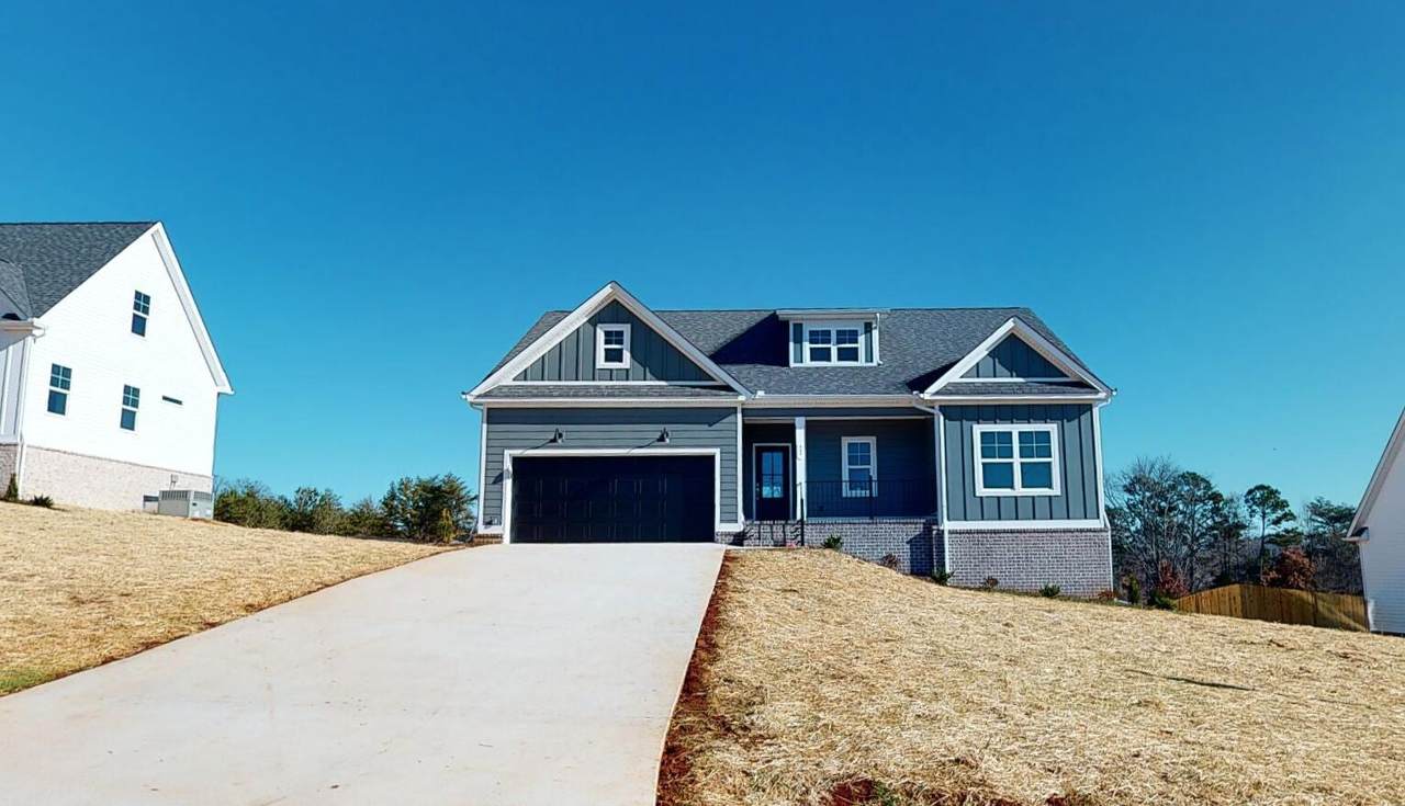 605 Riddle Rd - Photo 1