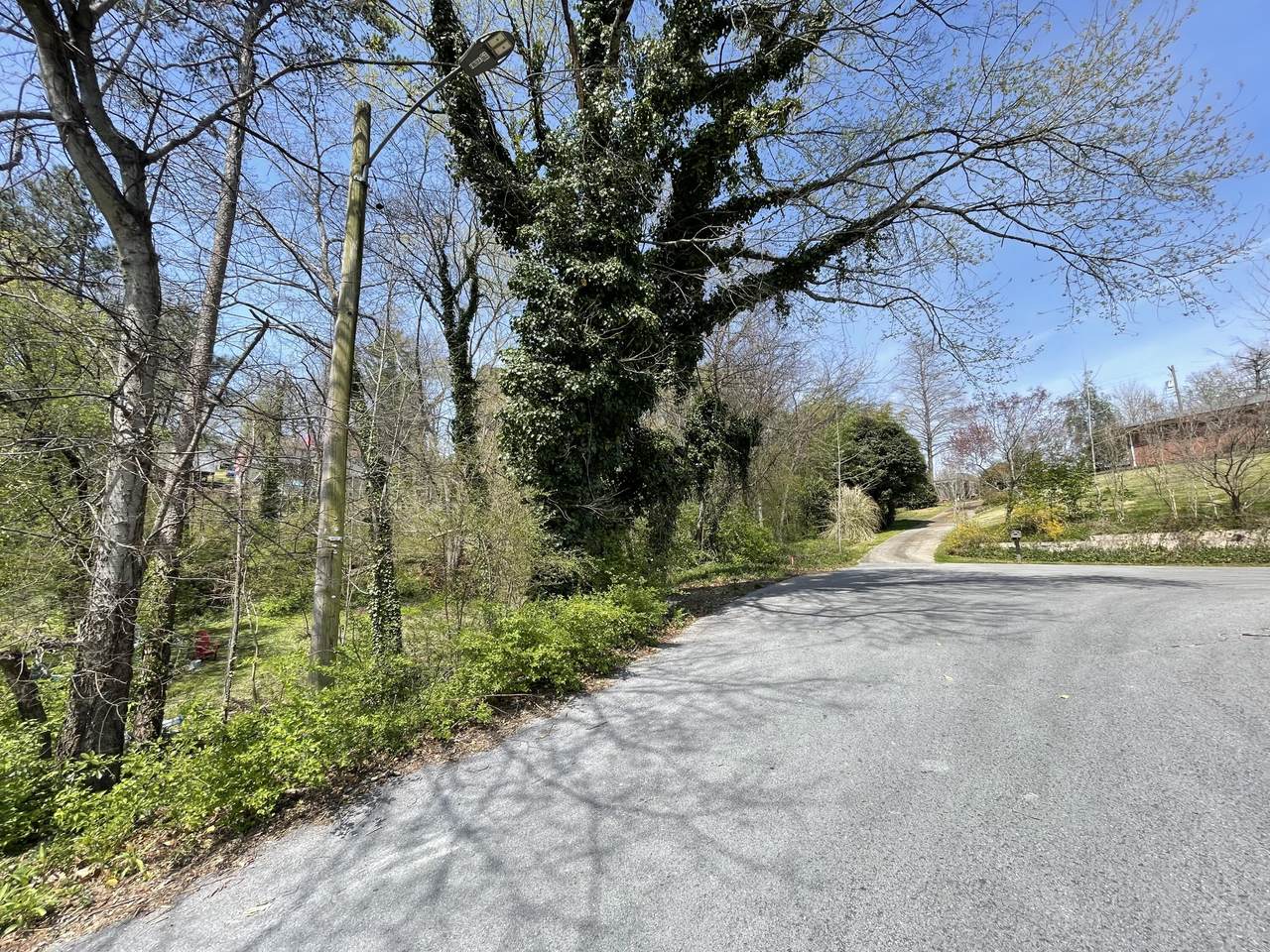 705 Claremont Cir - Photo 1