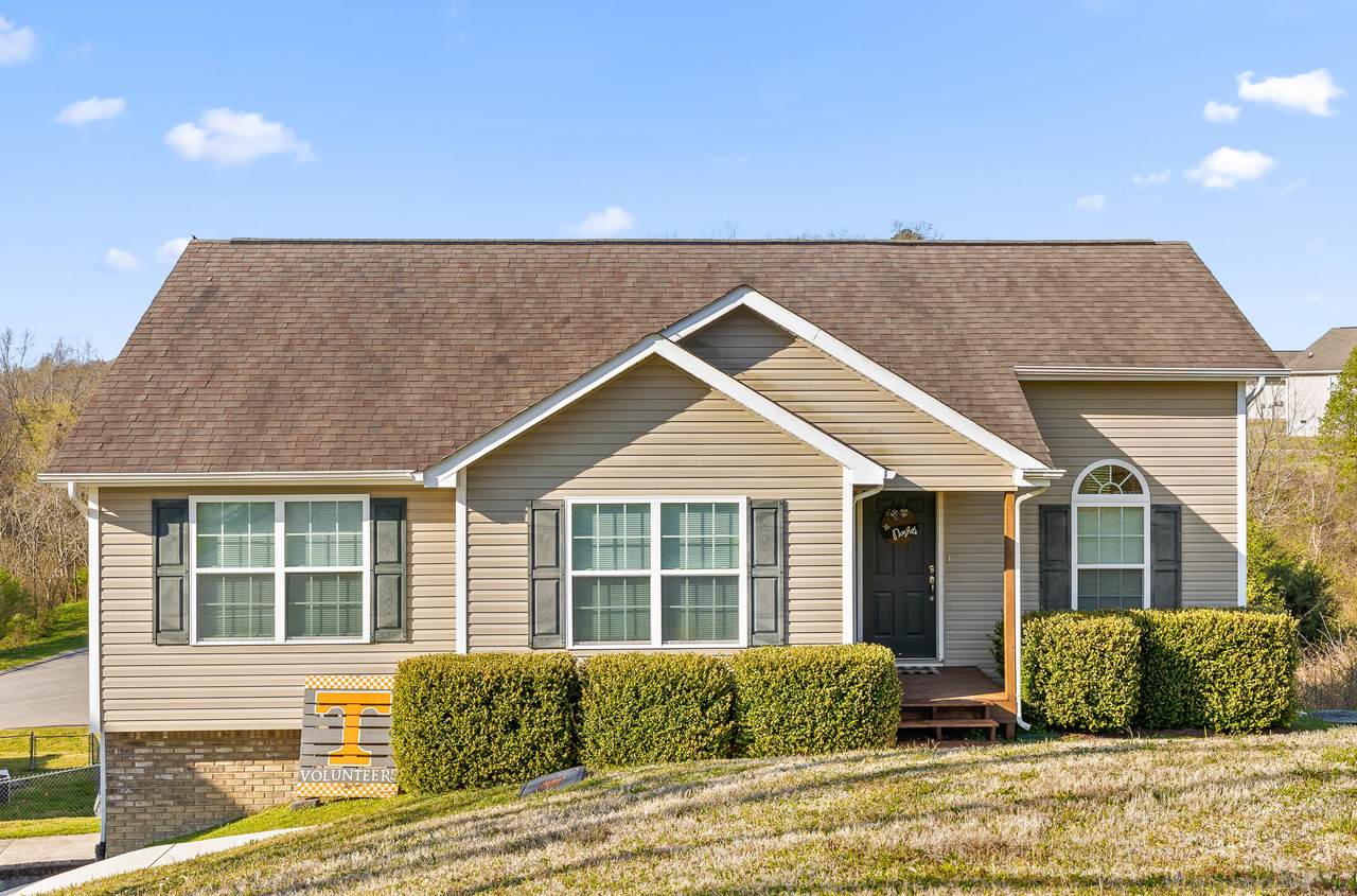 1820 Hazel Alder Ln - Photo 1