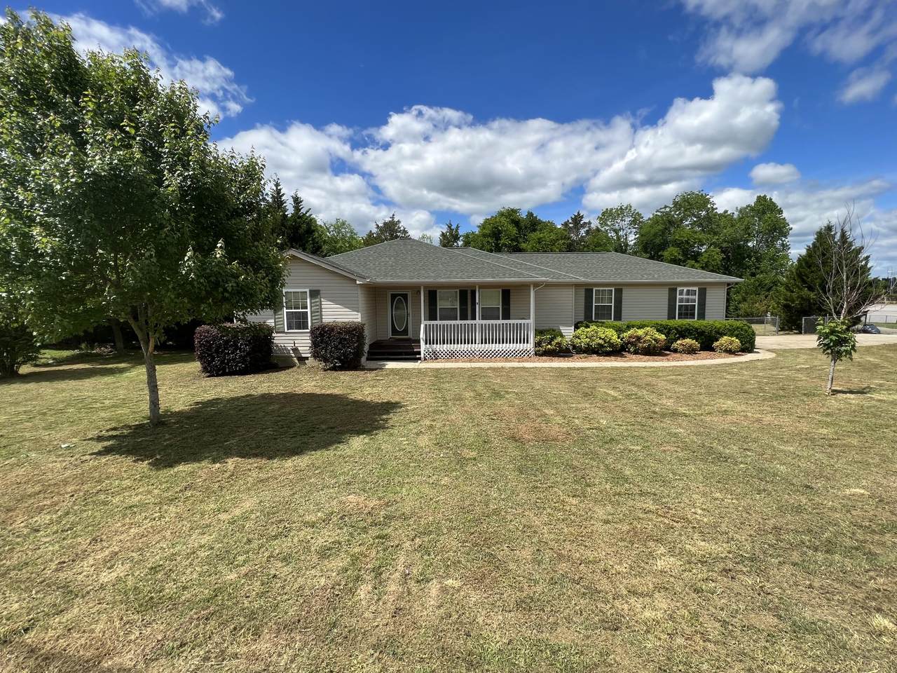173 Bernice Dr - Photo 1