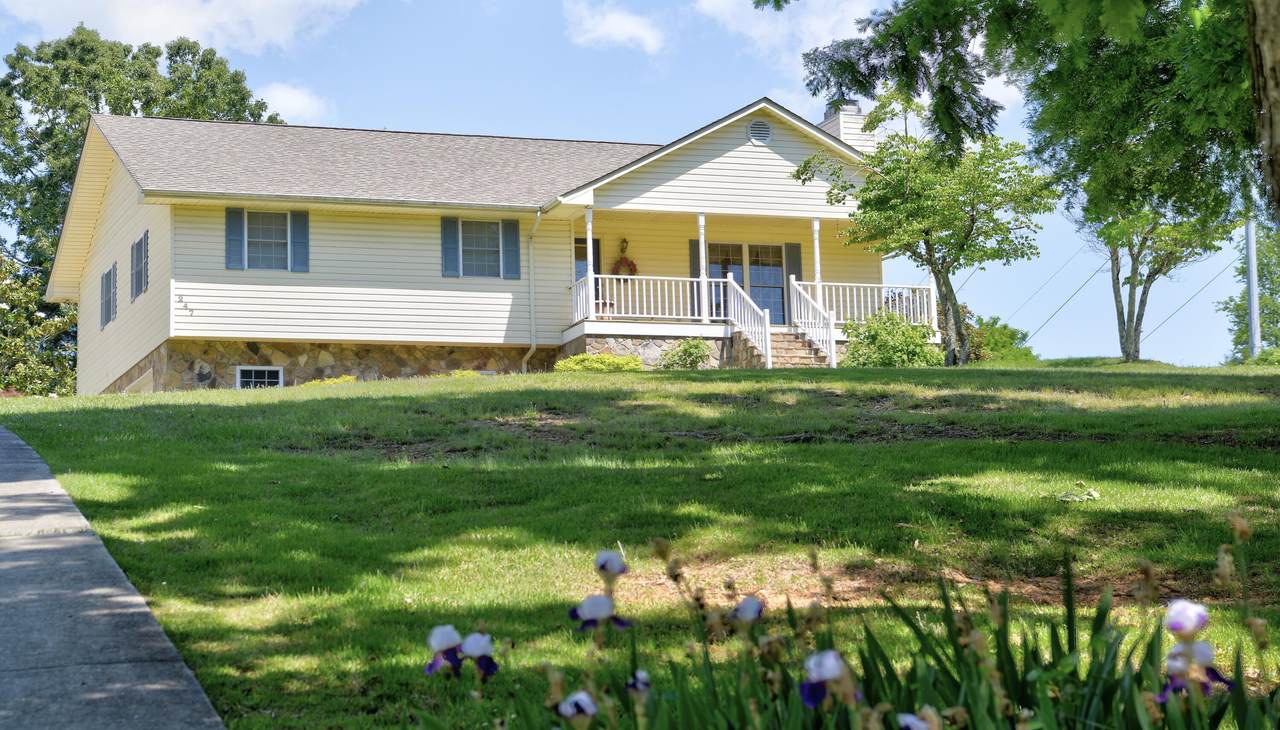 247 Flynn Dr - Photo 1