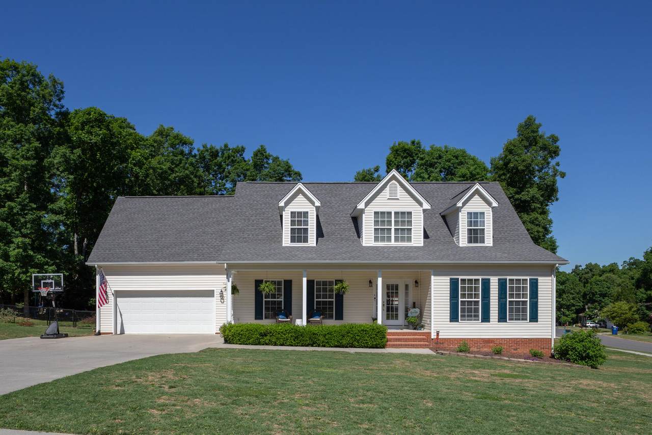 206 Macmillan Rd - Photo 1