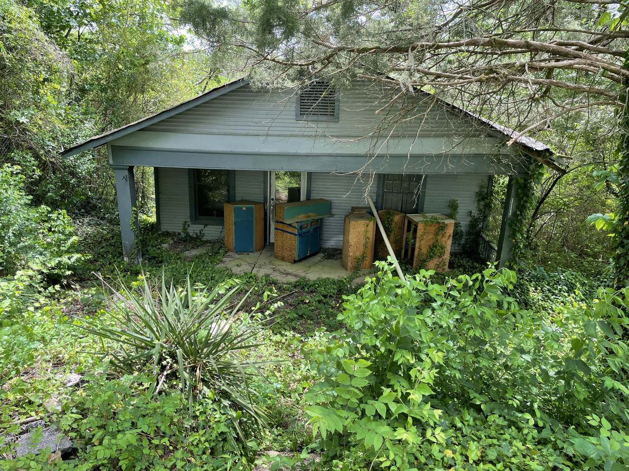 508 Ledford St - Photo 1
