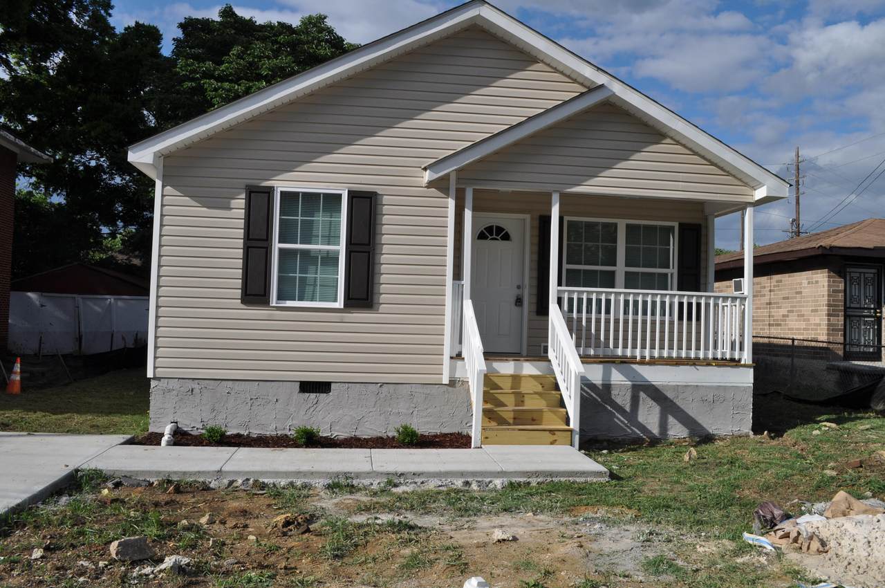 2119 Blackford St - Photo 1