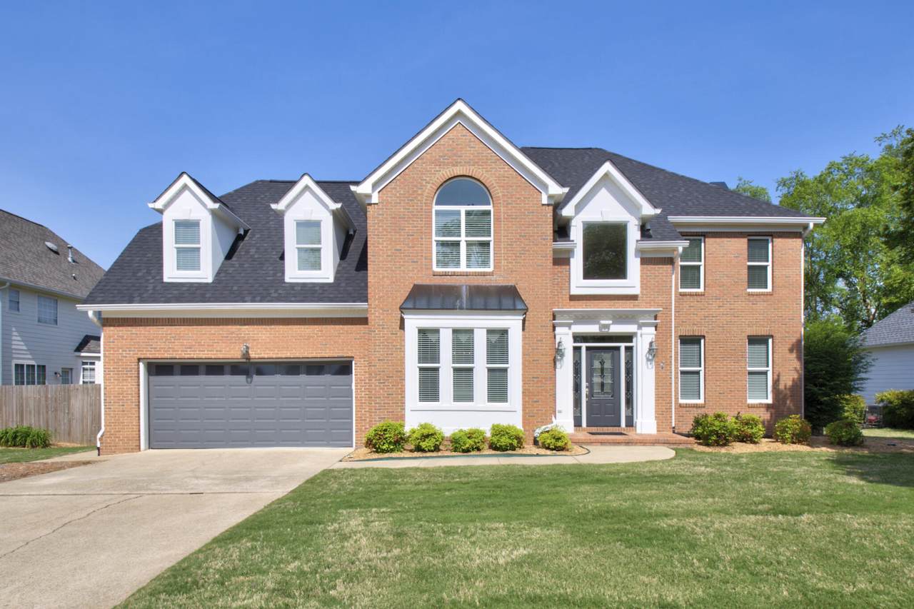 7815 Dunwoody Dr - Photo 1