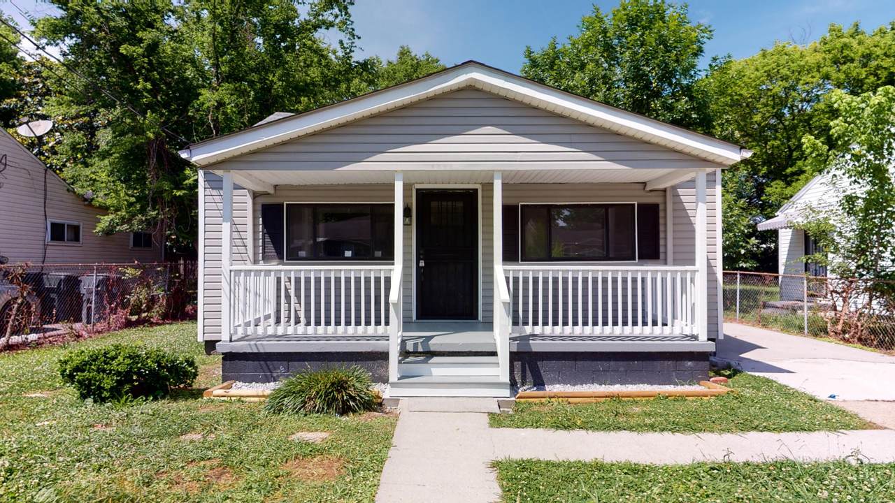 2109 Robbins St - Photo 1