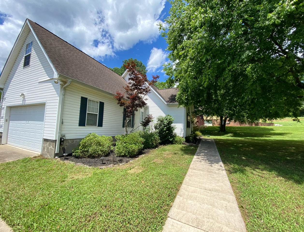 https://bt-photos.global.ssl.fastly.net/chattanooga/1280_boomver_1_1356612-2.jpg