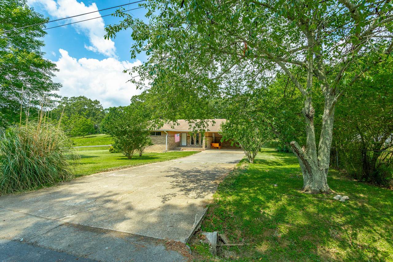 333 Lakeshore Dr - Photo 1