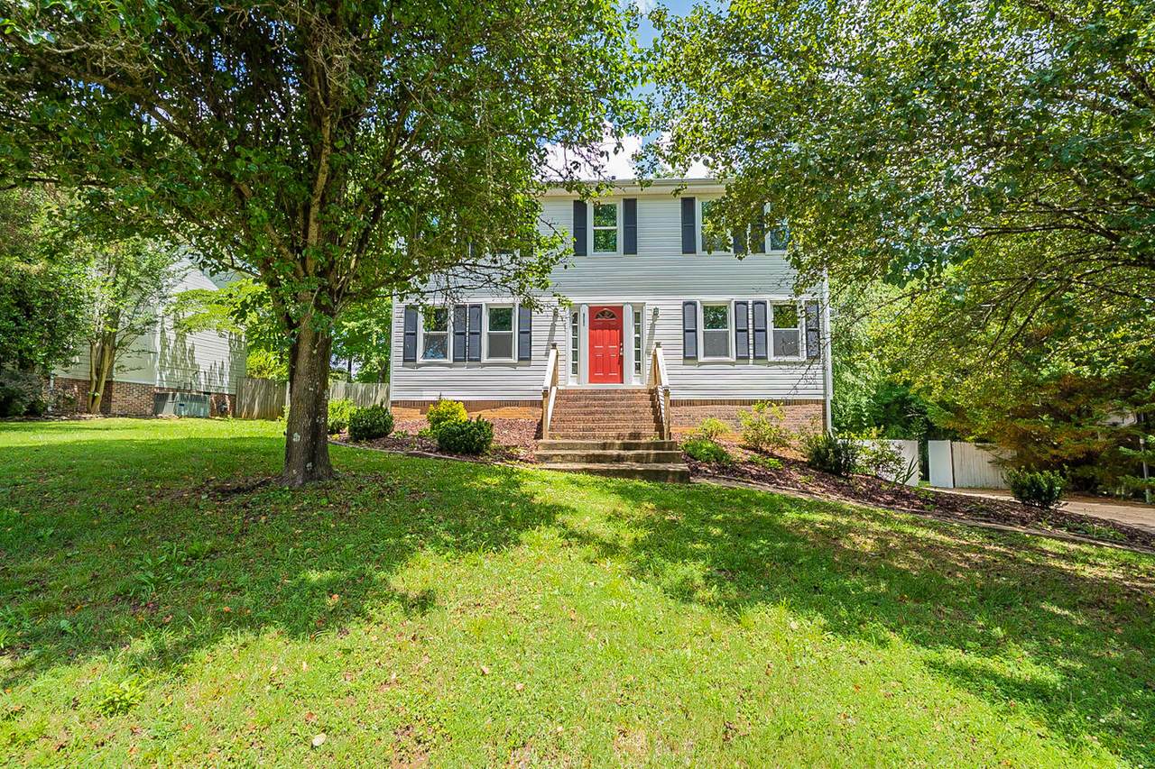 7429 Flagstone Dr - Photo 1