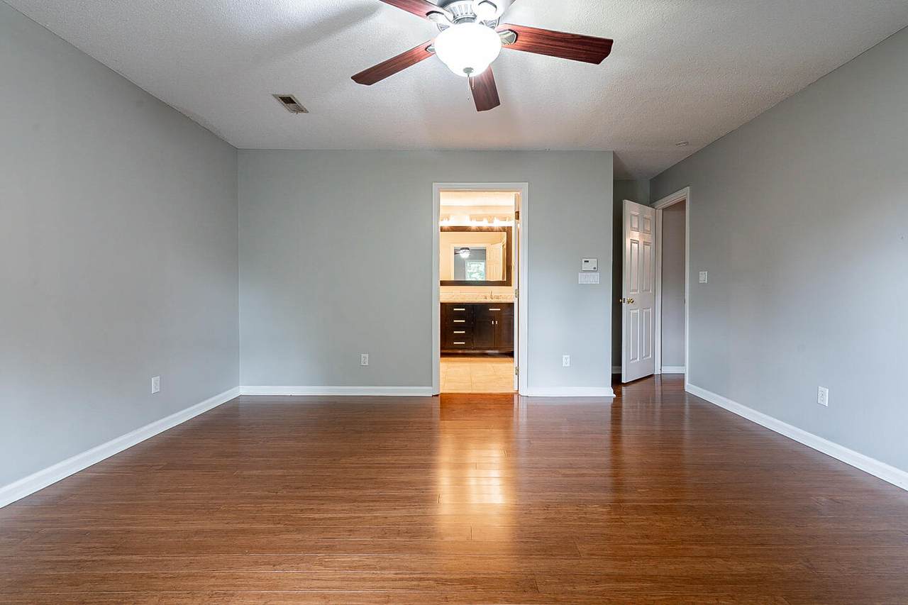 https://bt-photos.global.ssl.fastly.net/chattanooga/orig_boomver_1_1356637-2.jpg