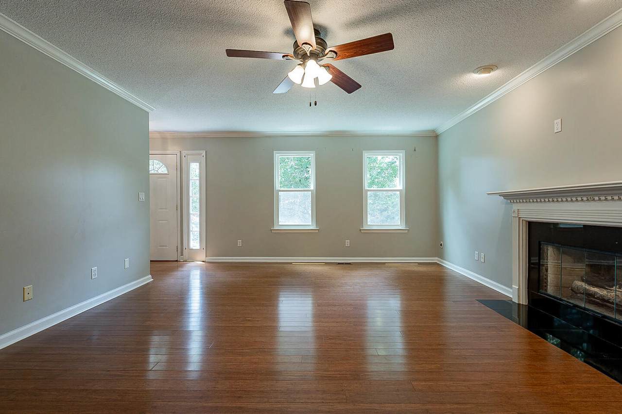 https://bt-photos.global.ssl.fastly.net/chattanooga/orig_boomver_1_1356637-2.jpg