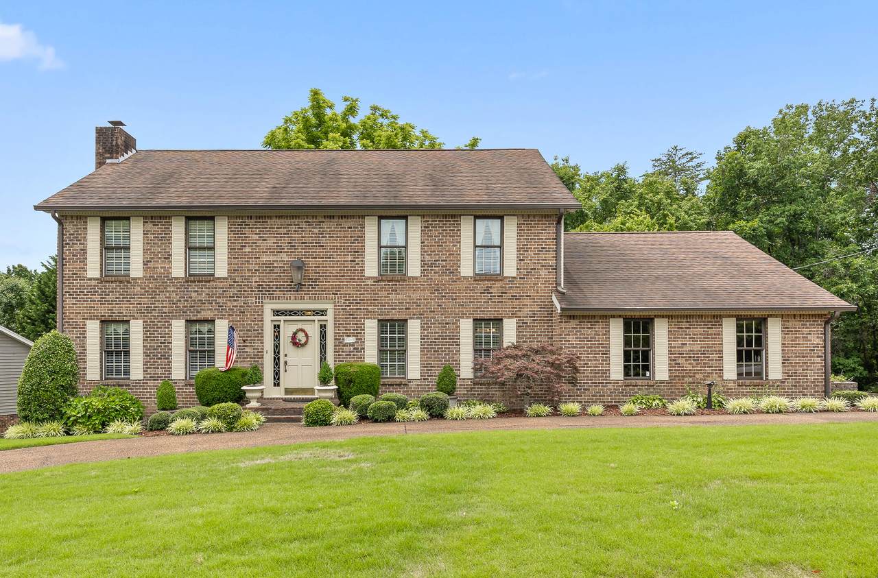4529 Sherry Ln - Photo 1