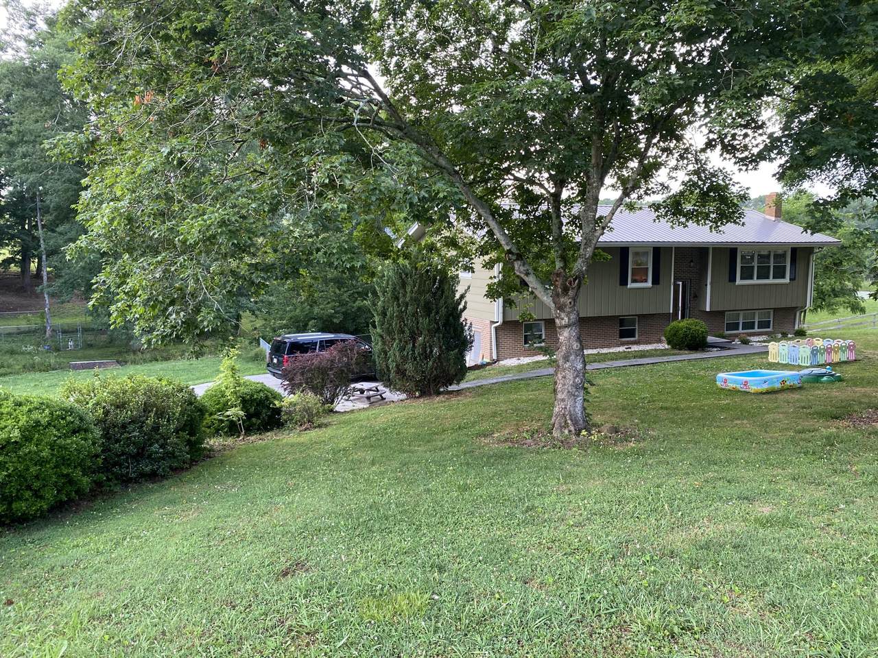 1714 Yates Springs Rd - Photo 1