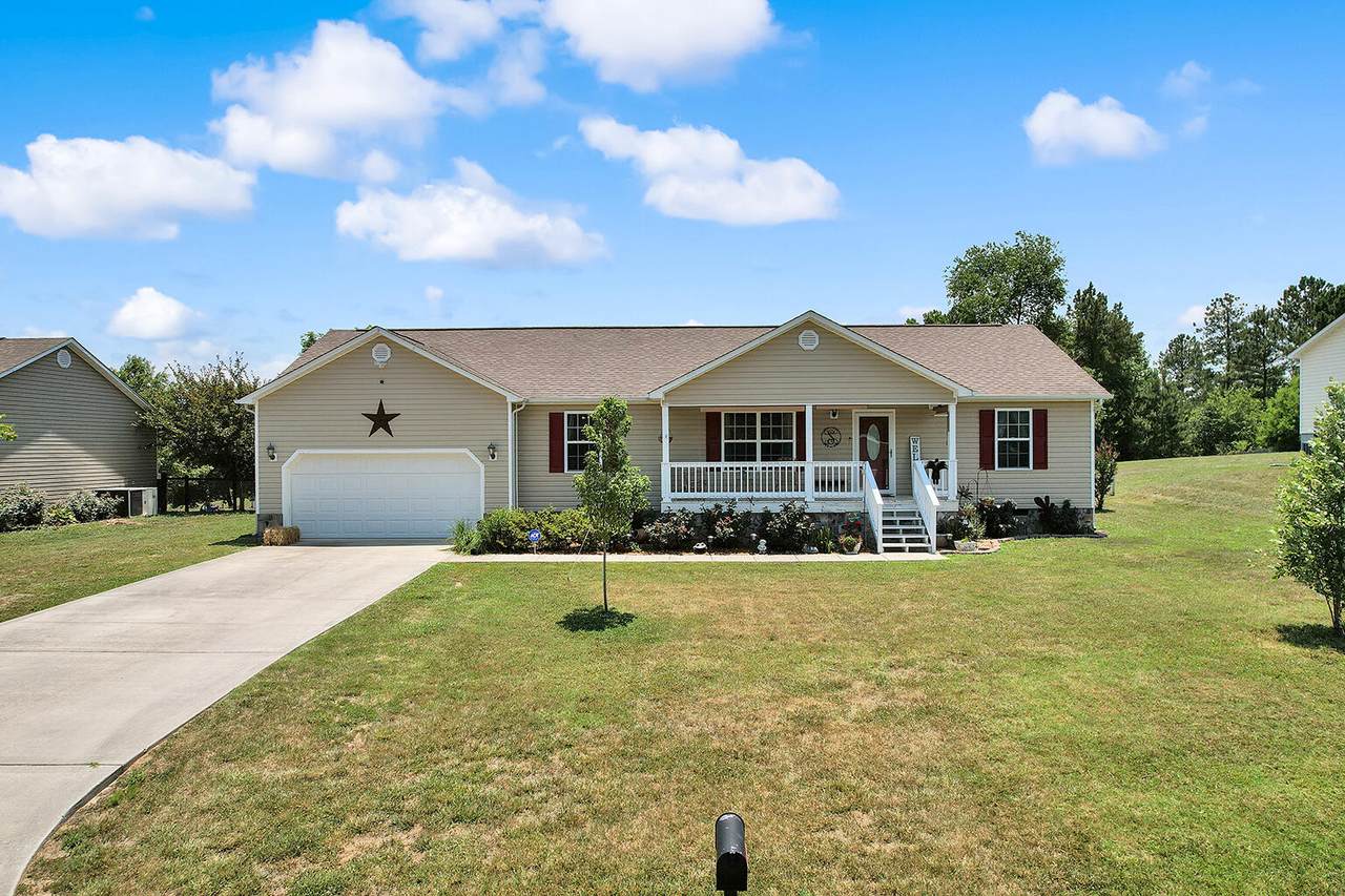 166 Belle Cir - Photo 1
