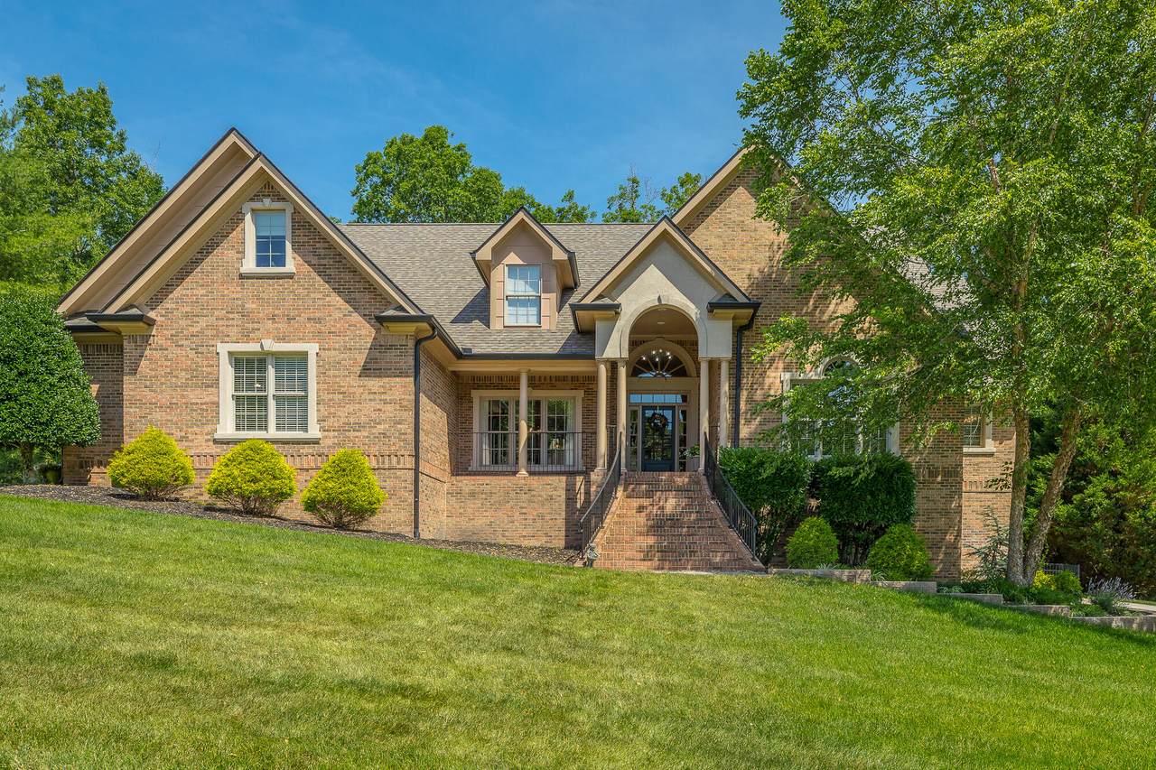 1267 Emerald Pointe Dr - Photo 1