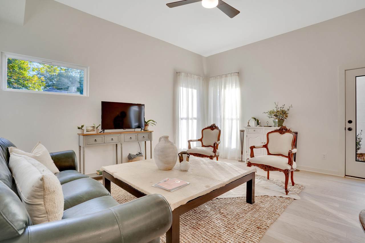 1619 12th St - Photo 1
