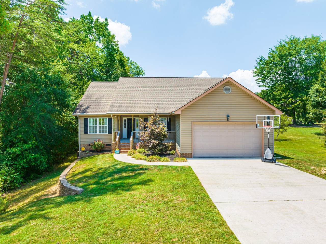 1883 Sugar Maple Ln - Photo 1