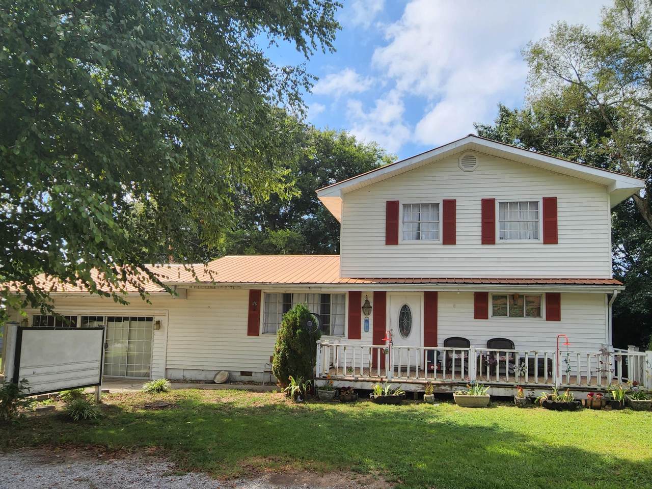 204 Wheelertown Ave - Photo 1