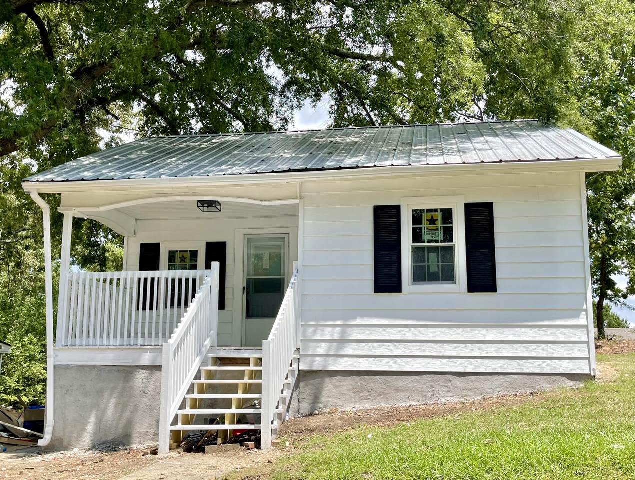106 Gunbarrel St - Photo 1