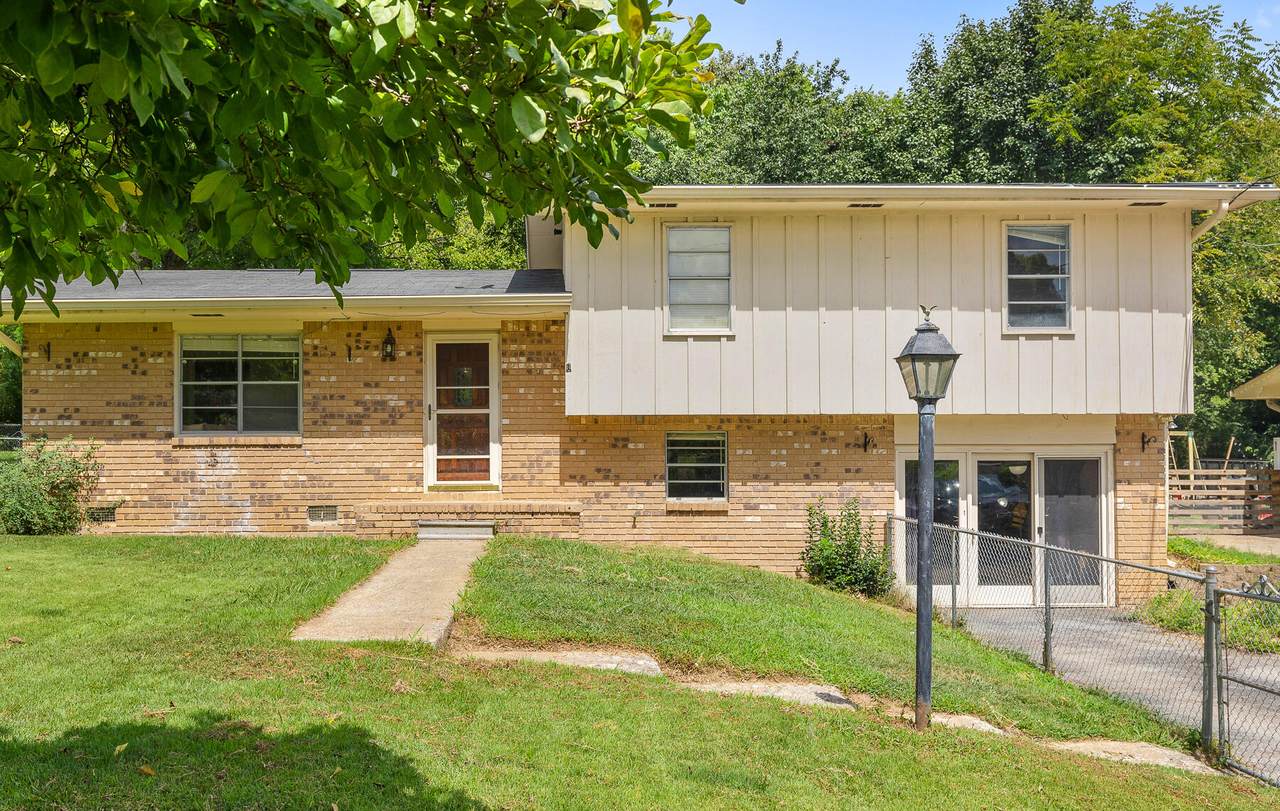 8931 Hickory Valley Rd - Photo 1