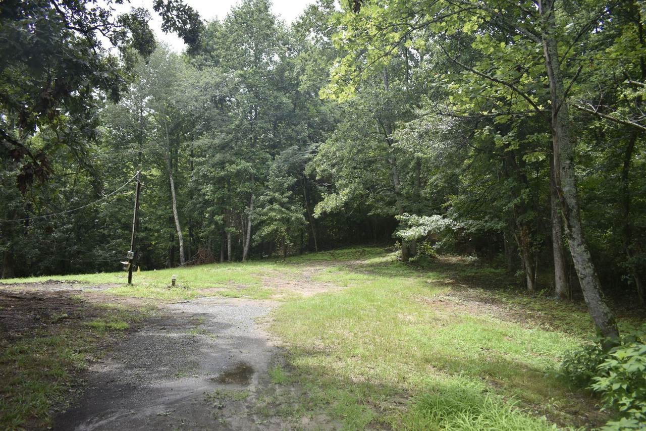 1140 Schmitt Rd - Photo 1