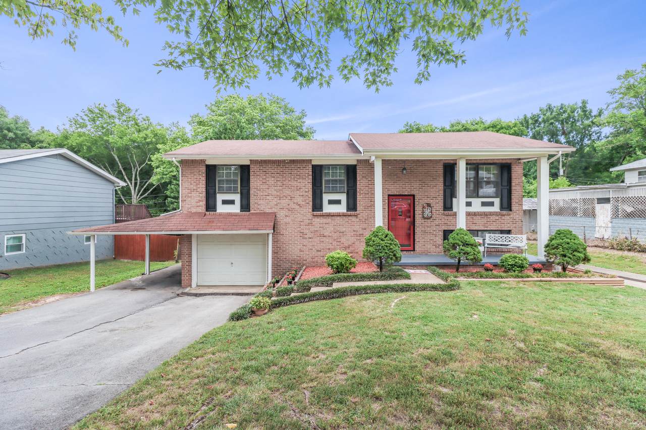 8910 Drake Parkway Rd - Photo 1