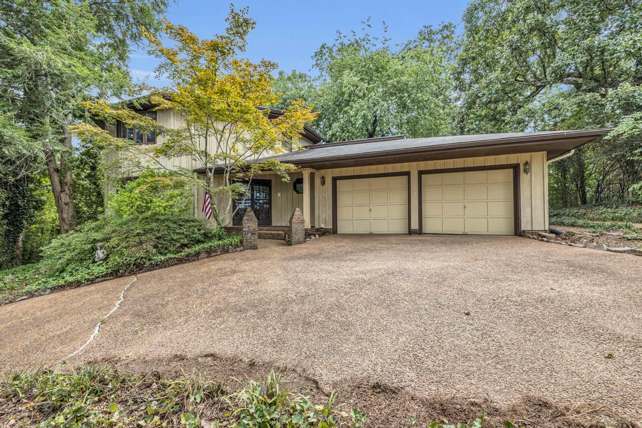952 Sherry Cir - Photo 1