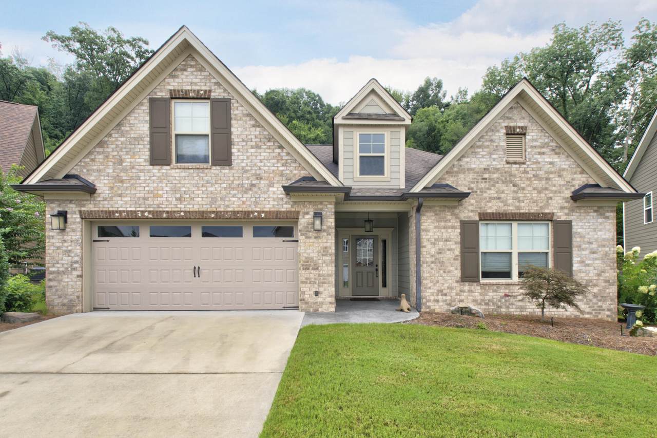 5469 Bungalow Cir - Photo 1