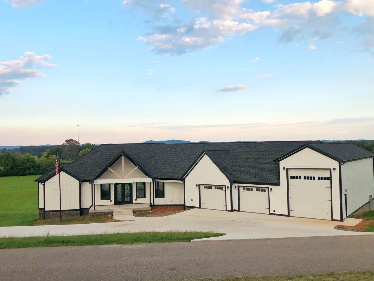 525 Clear View Farm Dr - Photo 1