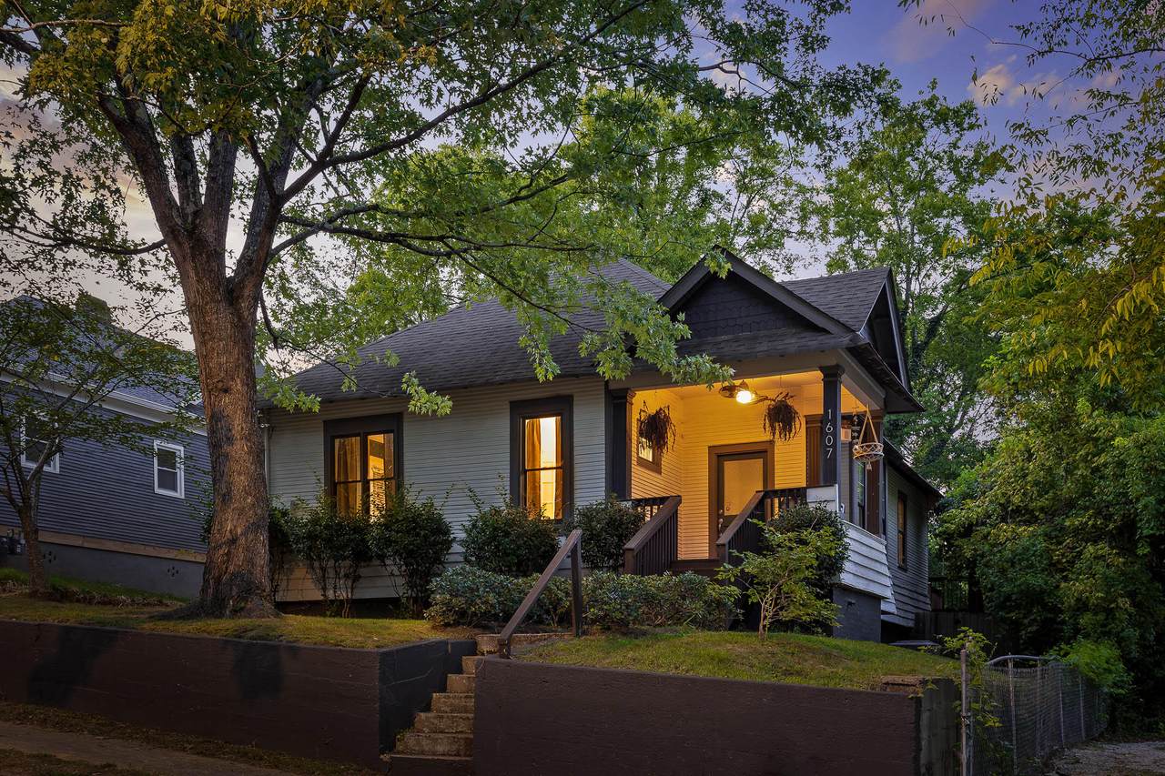 1607 53rd St - Photo 1