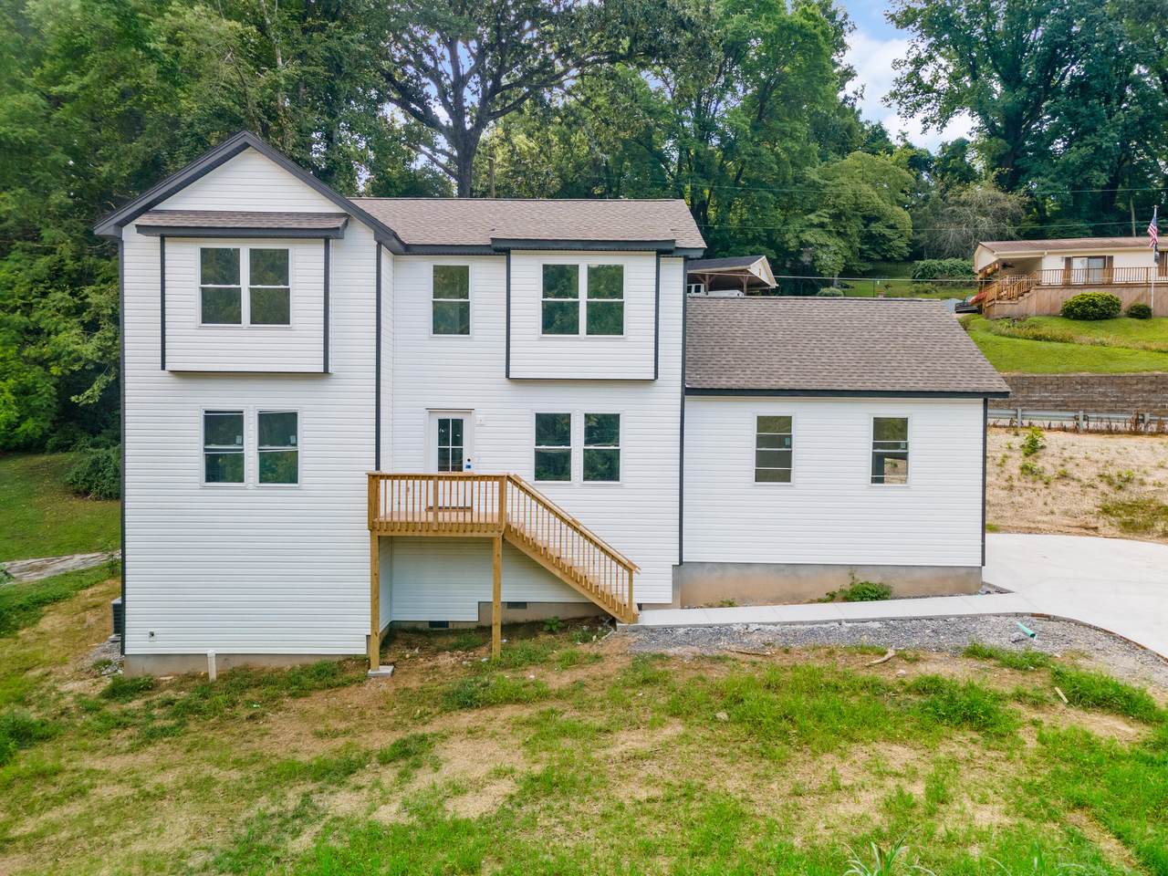 517 Sims Dr - Photo 1