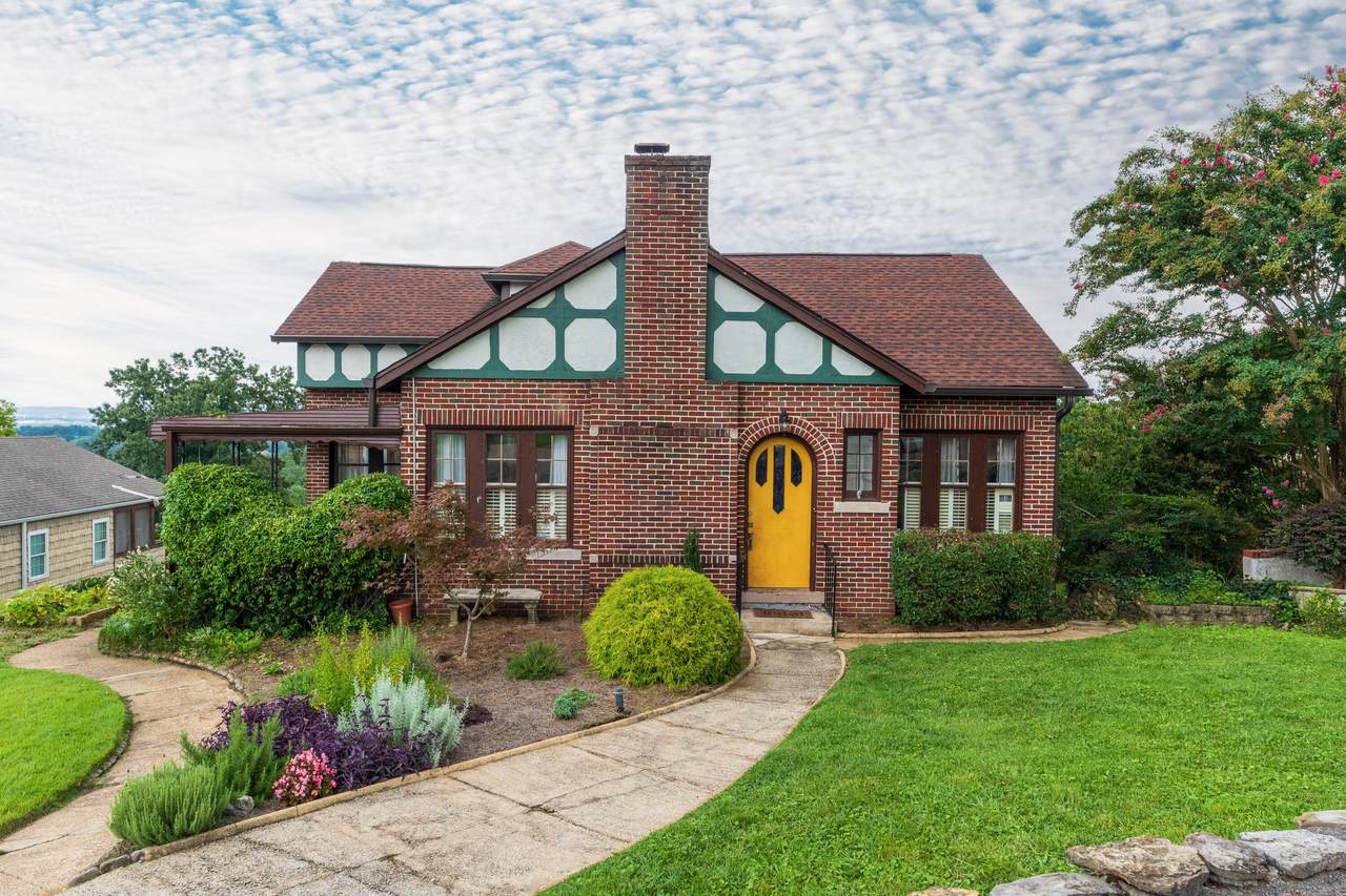 88 Crest Rd - Photo 1
