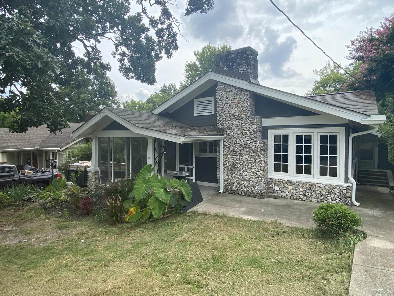 3404 Montview Dr - Photo 1