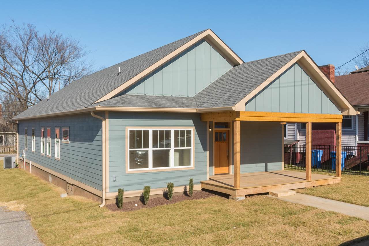 1811 Chamberlain Ave - Photo 1