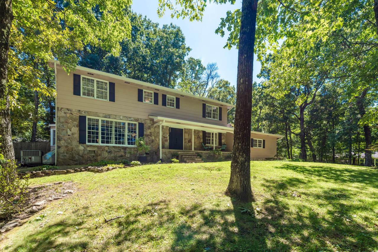 903 Glamis Cir - Photo 1