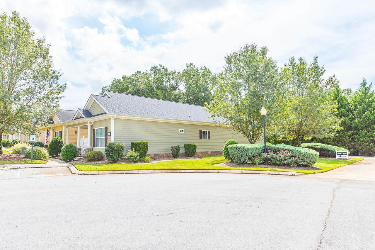 252 Callaway Ct - Photo 1