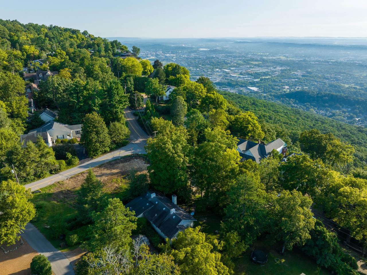 https://bt-photos.global.ssl.fastly.net/chattanooga/1280_boomver_1_1362546-2.jpg