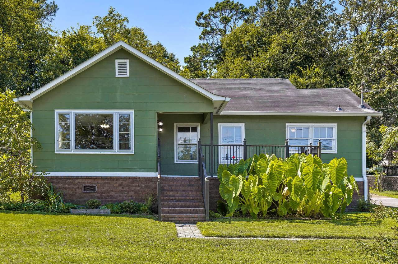 1207 Poole St - Photo 1