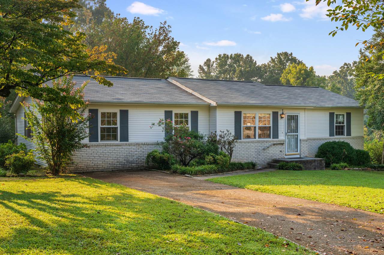 8518 Ricardo Ln - Photo 1