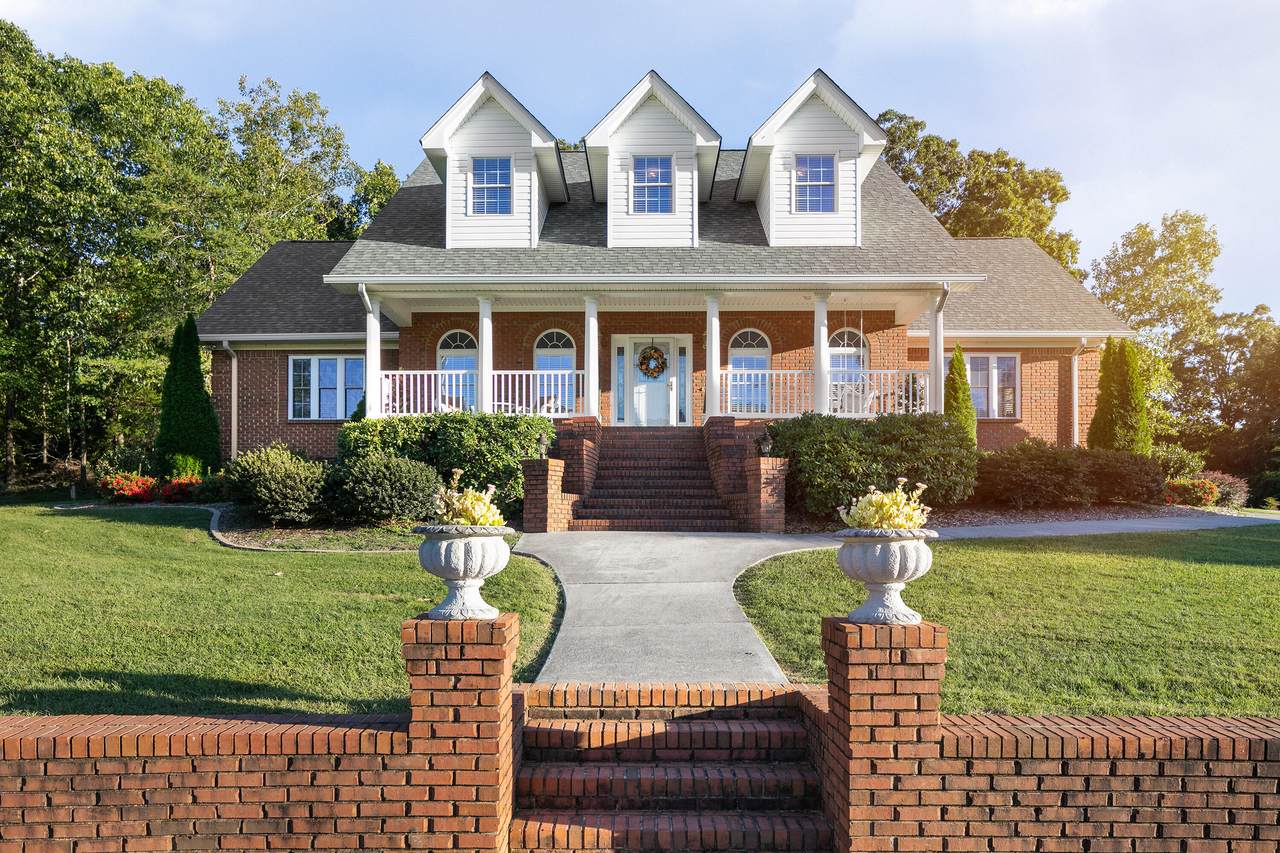 535 Castle Dr - Photo 1