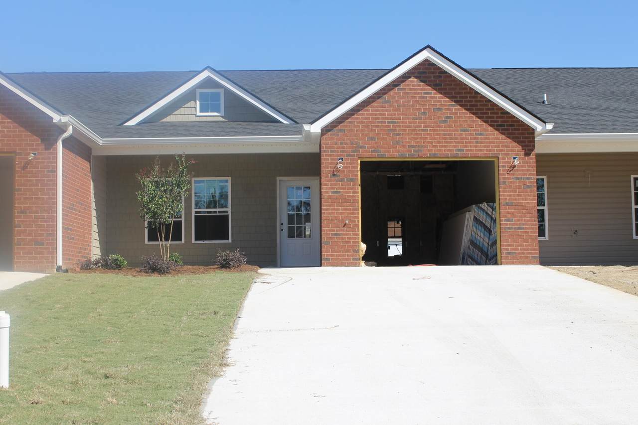 84 Windsor Way - Photo 1