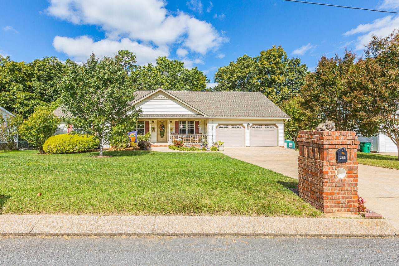 212 Eagle View Dr - Photo 1