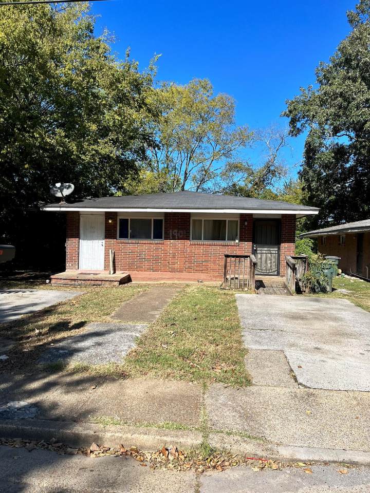 1901 Rawlings St - Photo 1