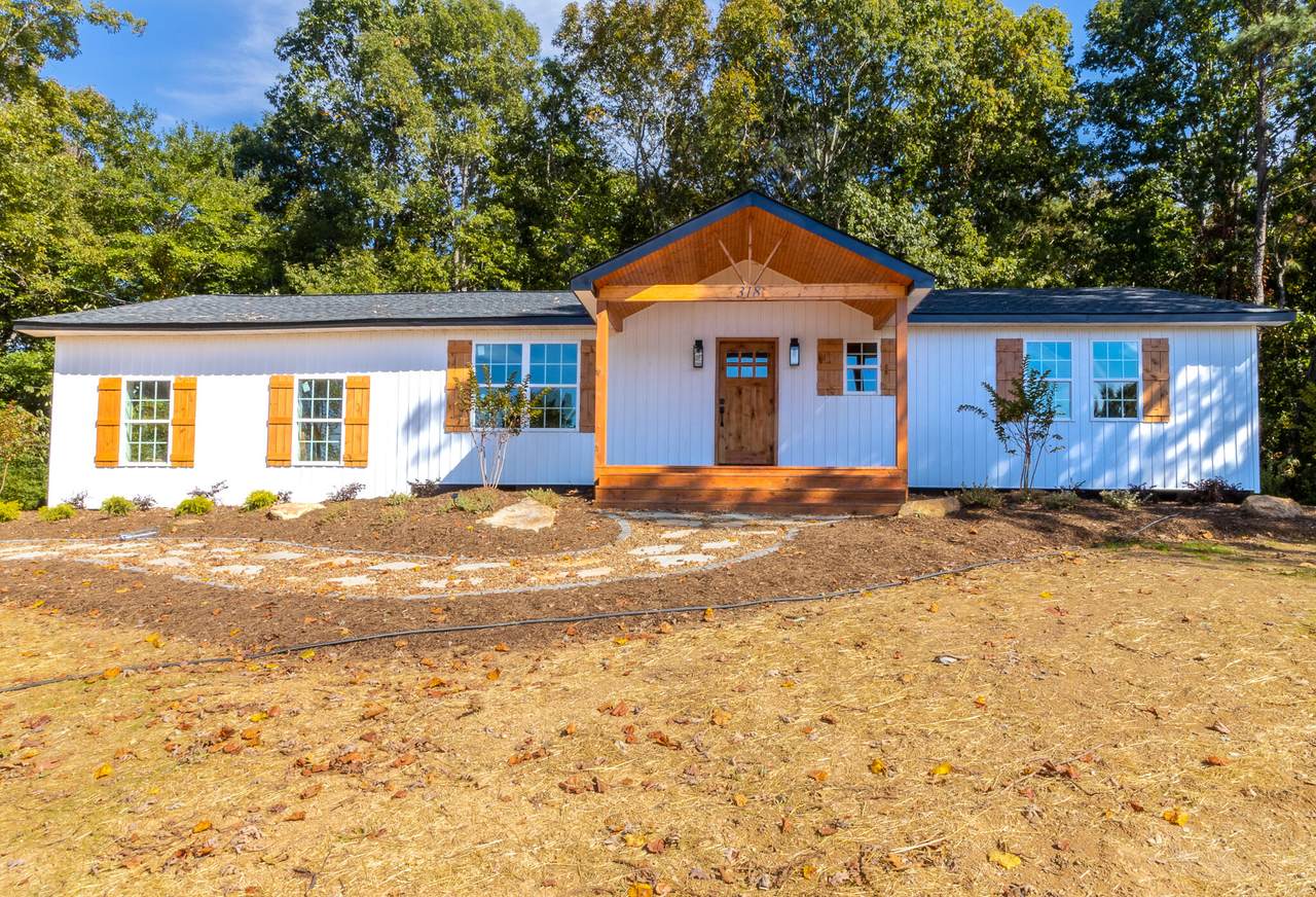 318 Gordon Dr - Photo 1